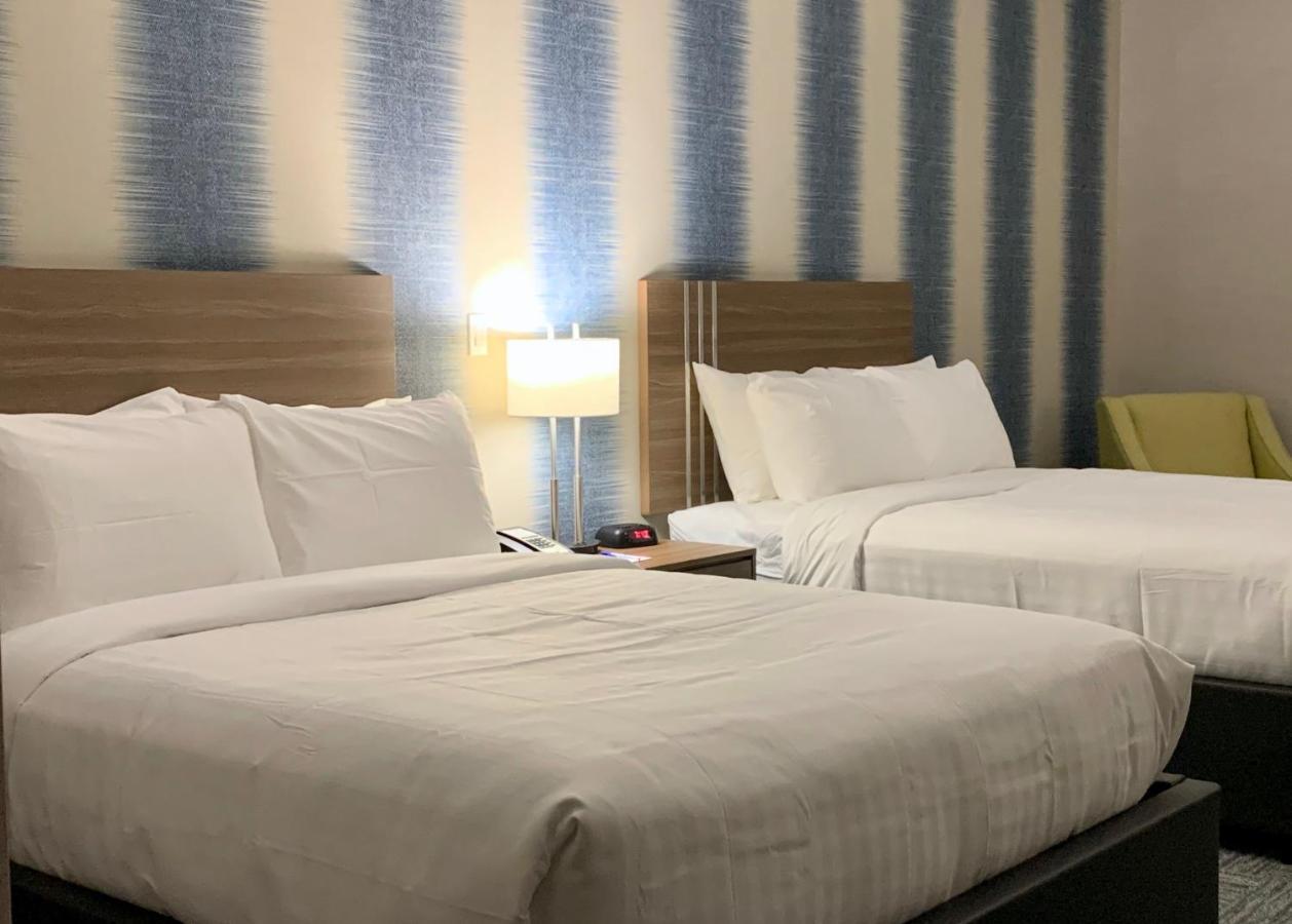 Meridian Inn & Suites Regina Airport Eksteriør bilde