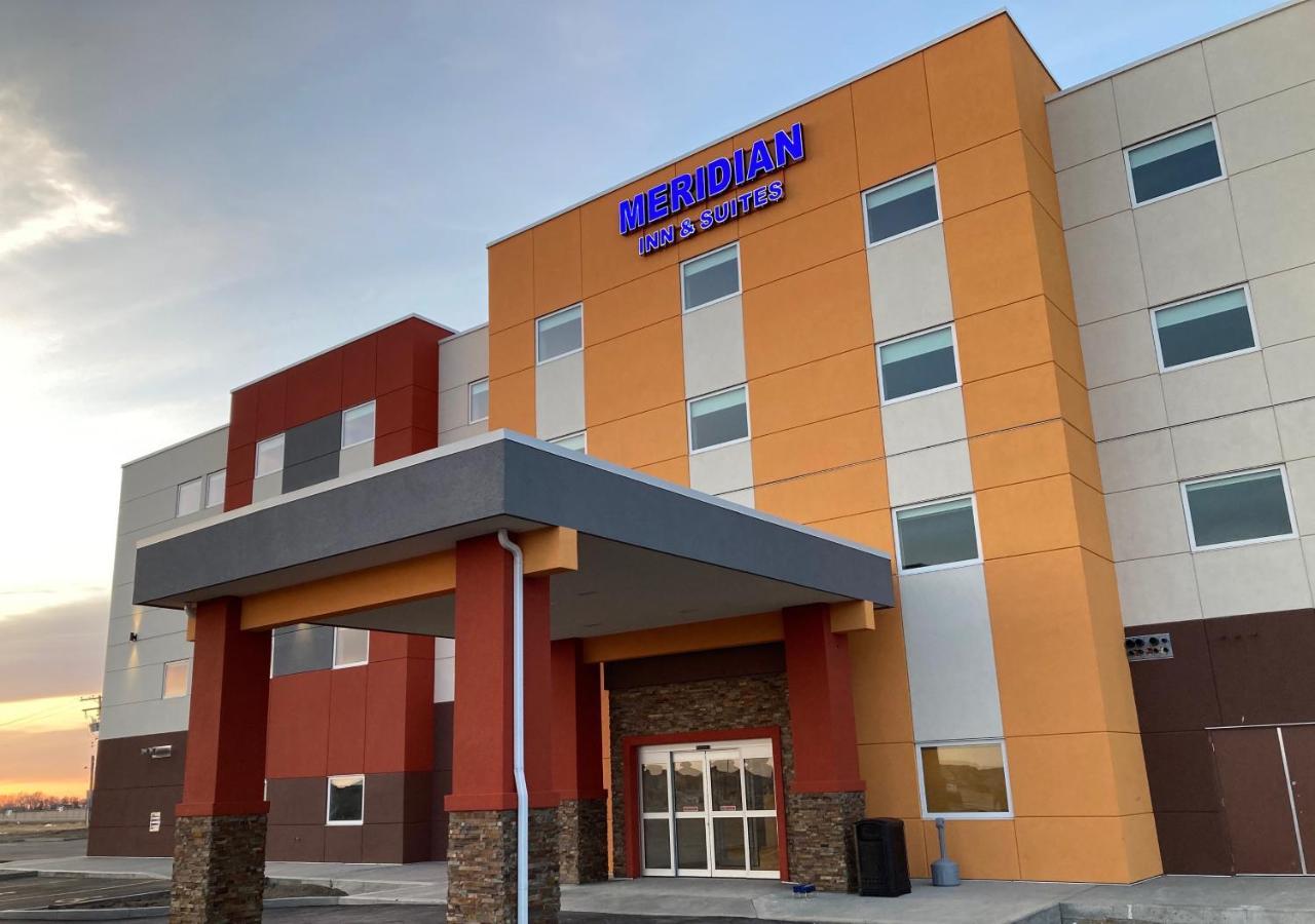 Meridian Inn & Suites Regina Airport Eksteriør bilde